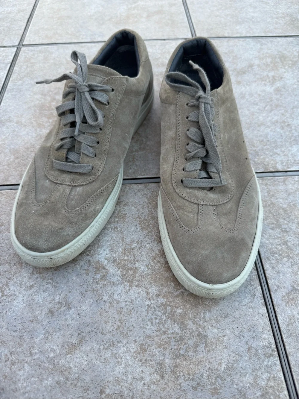 To Boot New York Matlock Lace Up Sneakers in Taupe Suede size 9.5